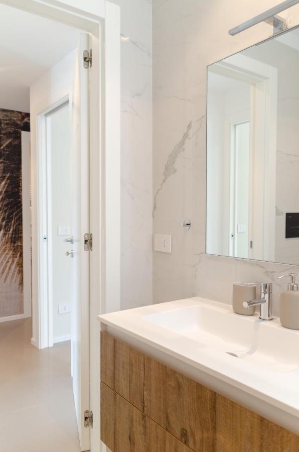 Apulialux Seaview Prestige Apt / Jacuzzi + Parking Lägenhet Polignano a Mare Exteriör bild